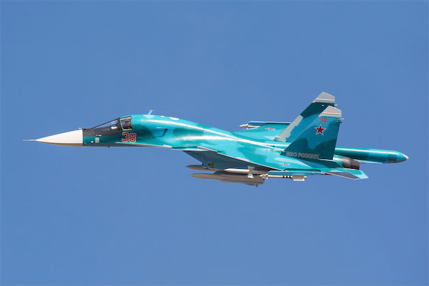 在庫処分・数量限定 ロシア戦闘機SU-34の破片(オリジナル) | tatihome.com