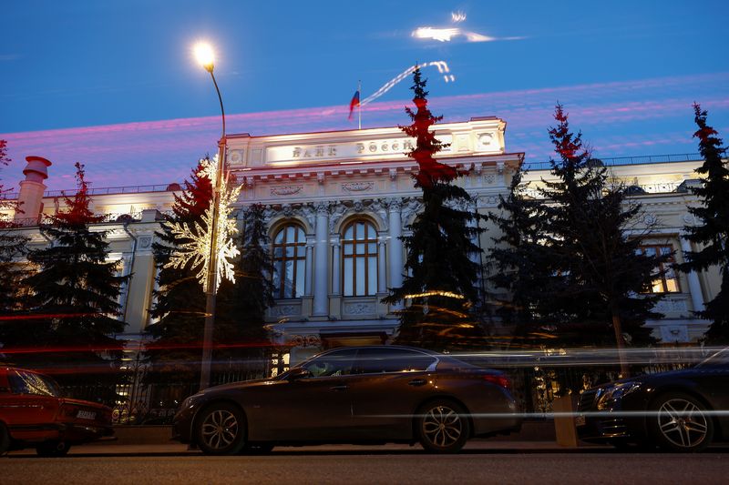 ロシア中銀、「非友好国」銀行に対する制限措置を一部緩和