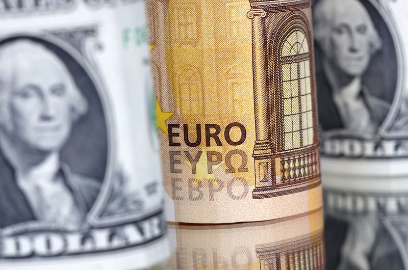 ＮＹ外為市場＝ユーロ上昇、ＥＣＢが予想以上の利上げ