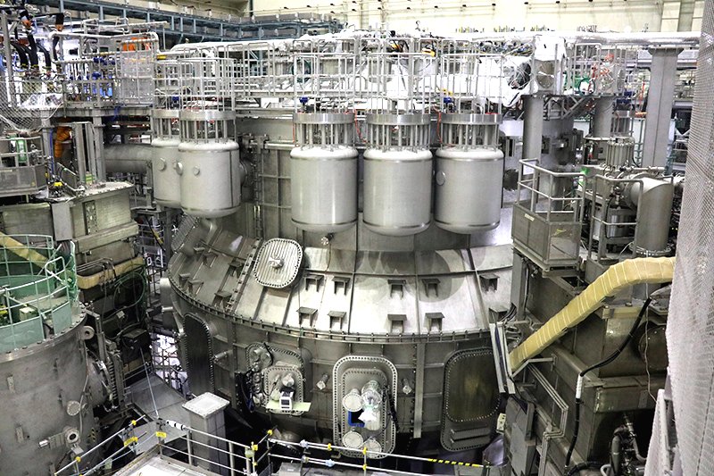 夢のエネルギー「核融合」研究を推進。世界最大の実験炉が稼働