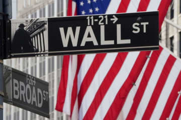NY株反落、137ドル安　4日ぶり、景気後退懸念