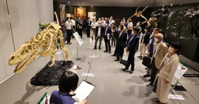 「キングス」展開幕　白亜紀の頂点捕食者を紹介　長崎市恐竜博物館