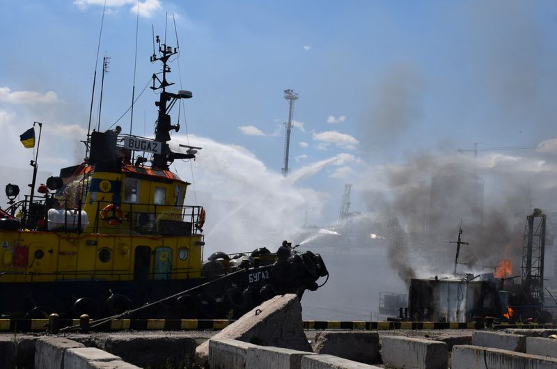 ウクライナのオデーサ港にミサイル攻撃＝ロシア外務省