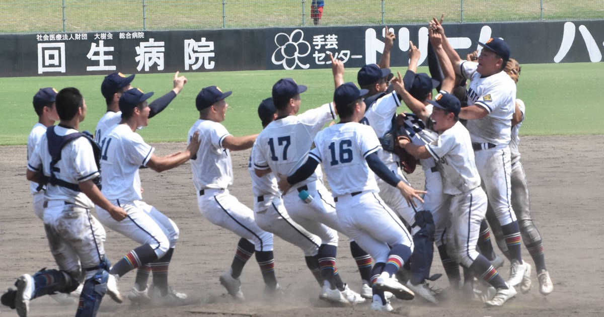 高松商が3大会連続夏切符　英明破る　高校野球香川大会