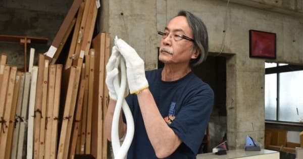 日本の墨文化 作州から復興　彫刻家・画家の武藤さんが寺子屋