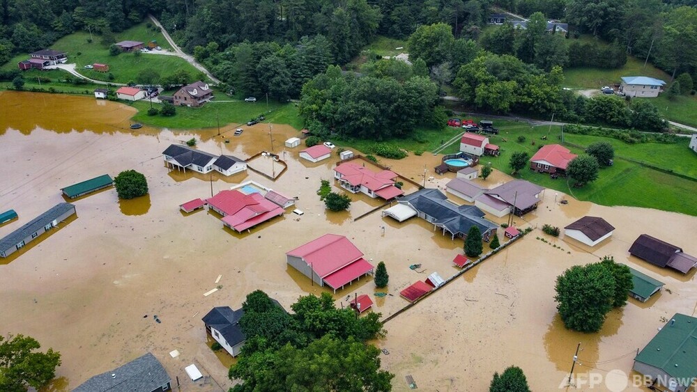 米ケンタッキー州で大洪水、死者25人
