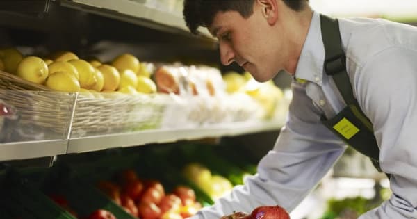英高級スーパー、生鮮食品の賞味期限表示を廃止へ　廃棄物削減で