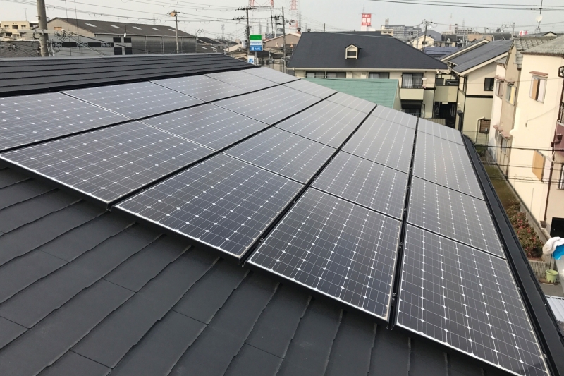 賛否二分した東京都の太陽光パネル設置義務化、制度化へ今後の焦点