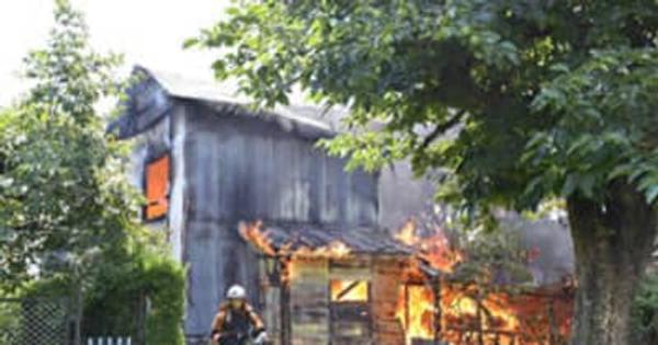 会津美里で住宅2棟物置など全焼 　男性方から出火、けが人なし