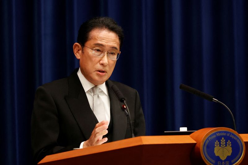 物価・賃金・生活総合対策本部を15日開催、追加策を指示へ＝岸田首相
