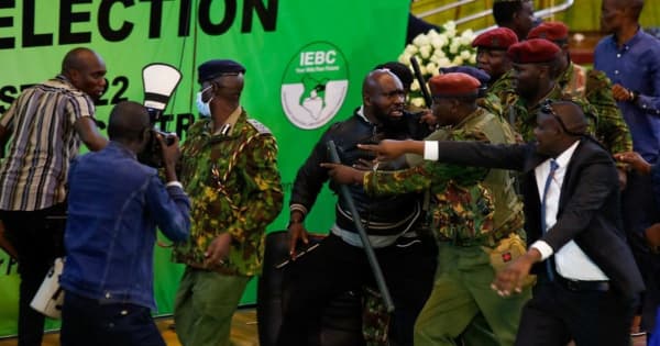ケニア大統領選、ルト副大統領が勝利　対立候補は不正を主張