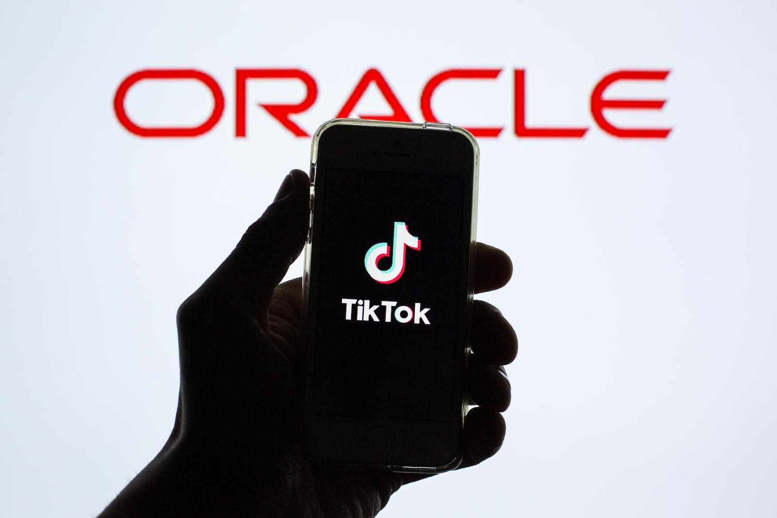 米Oracleが「TikTok」のアルゴリズムを監査か──中国当局による操作の有無を確認