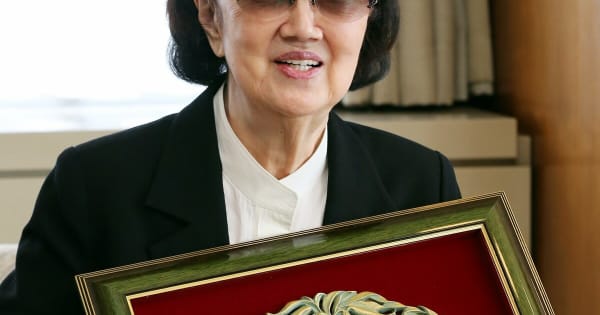 服飾デザイナー、森英恵さん死去　島根県吉賀町出身　国際的に活躍、文化勲章受章