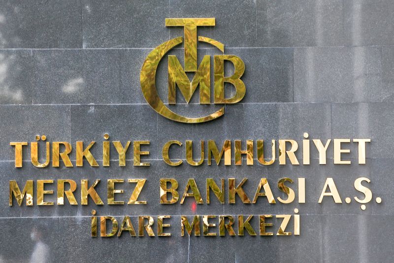 トルコ中銀が利下げ、「経済成長に必要」　物価高の中で市場に衝撃
