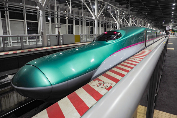 北海道新幹線 札幌延伸時の年間輸送量は最大690万人---参議院の答弁書で公表