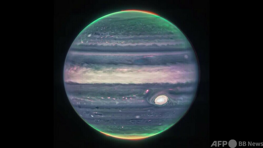 動画：木星の鮮明画像、ウェッブ望遠鏡が撮影 輪やオーロラ捉える