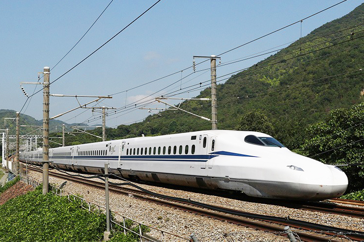 東海道新幹線「Ｎ７００Ｓ」、走行中の電圧低下解消へＪＲ東海が一手