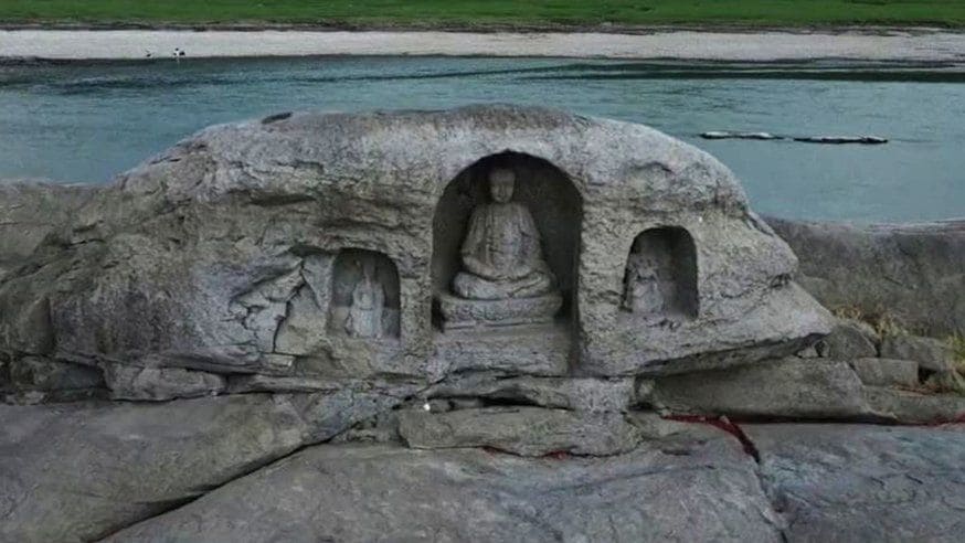 600年前の仏像も露出中国の熱波と干ばつで発電や作物に影響