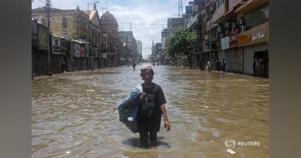 「国土の3分の1が水中に」洪水被害のパキスタンに英王室、各国首脳が支援表明