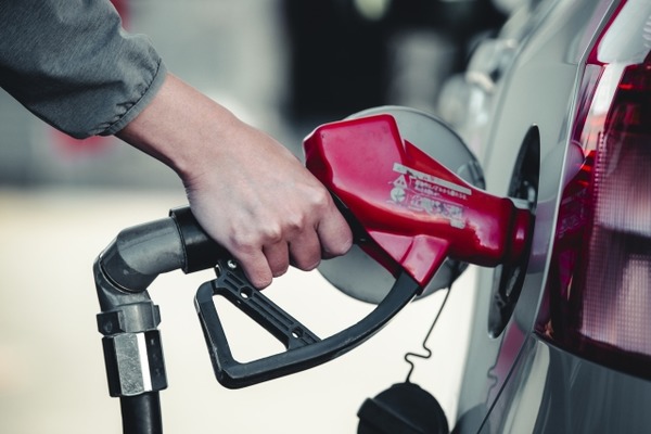 レギュラーガソリン3週連続の値下がり前週比0.5円安の168.5円