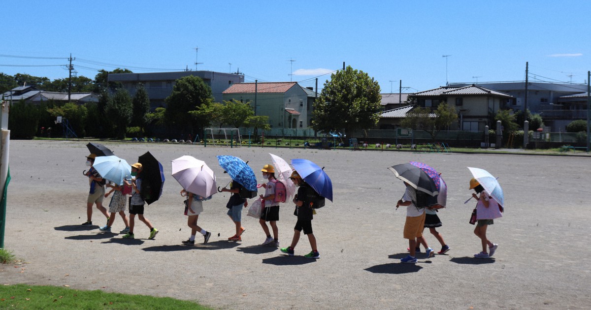 「雨傘OK、日傘NG」小学校の“ダブスタ”　熱中症防げるのに