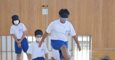 児童がブラインドサッカーに挑戦　東京パラ出場選手が指導　那須塩原【動画】