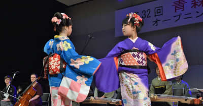 「小川原湖伝説」熱演　青森県民文化祭、三沢市で開幕フェス