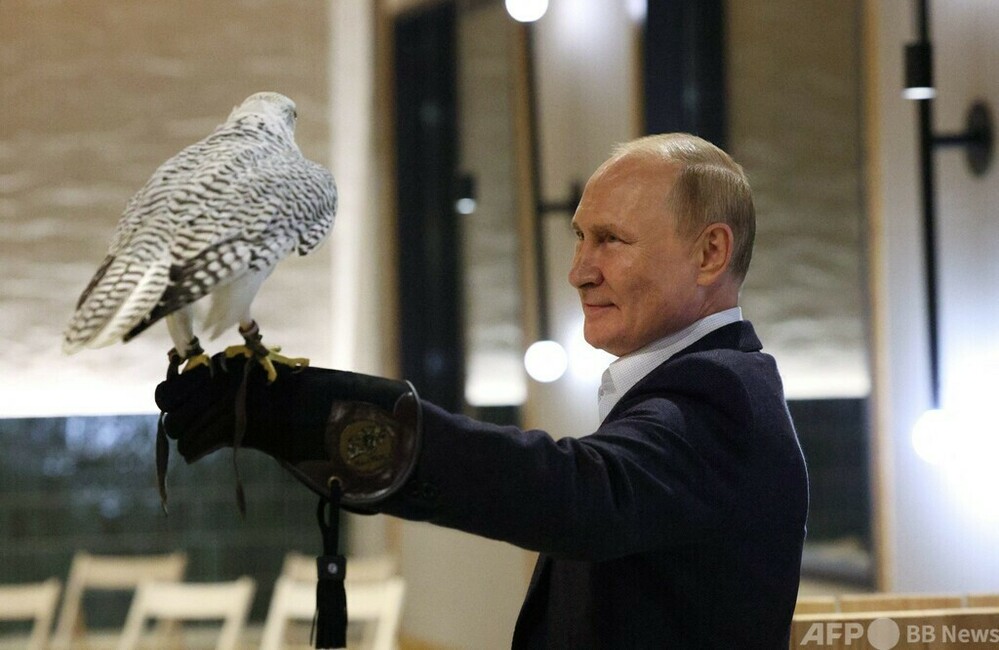プーチン氏、極東の鳥類保護施設を訪問