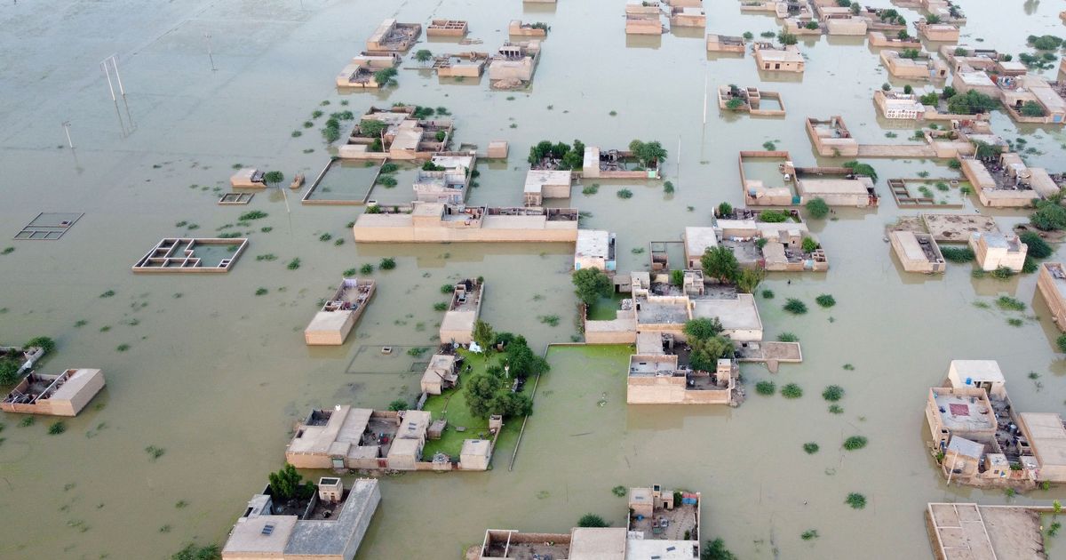 パキスタンの洪水被害。地球温暖化の影響は？2つのポイントから分析。