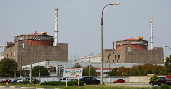 ザポロジエ原発の電力供給は消火のため「意図的に遮断」　IAEA