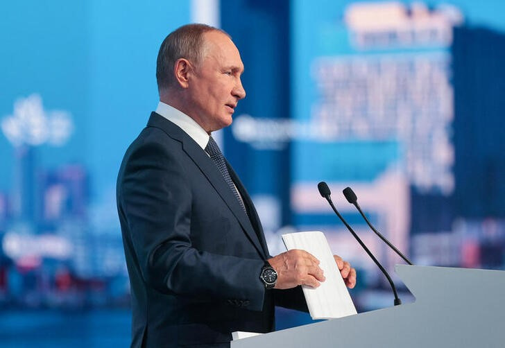 プーチン氏、ウクライナ穀物輸出先制限の意向示す