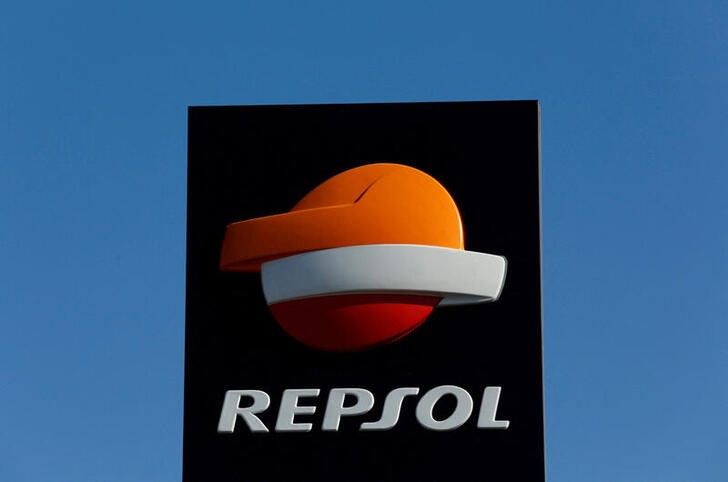 スペインのレプソル、石油・ガス部門の株式25％を48億ドルで売却