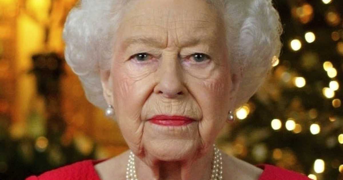 エリザベス女王、体調懸念で医師の管理下に　英王室発表