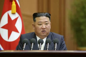 金正恩氏「核、絶対放棄せず」　北朝鮮、使用の法令採択