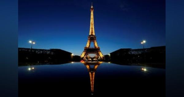 エッフェル塔の消灯早める　パリ、省エネ対策で