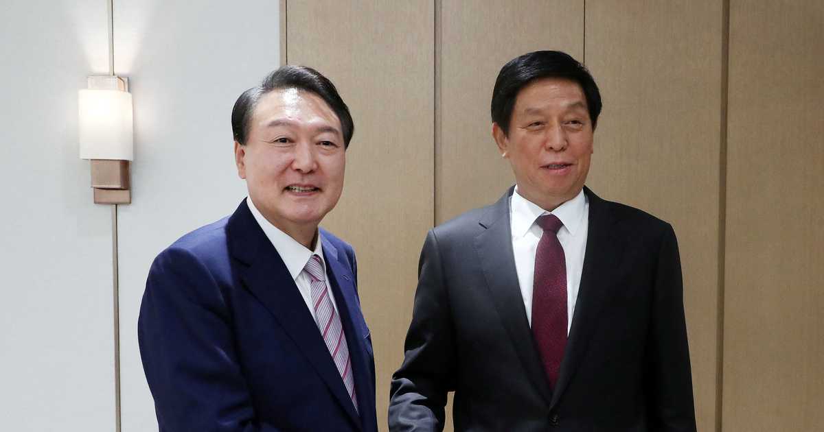 尹大統領、「習主席訪韓」要請　中国ナンバー３面会で