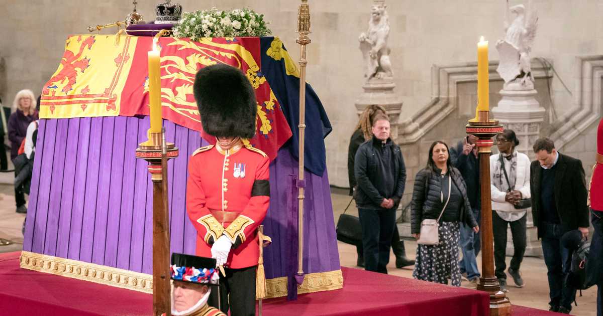 英議会、中国の女王弔問を拒否　国葬参列は可能か