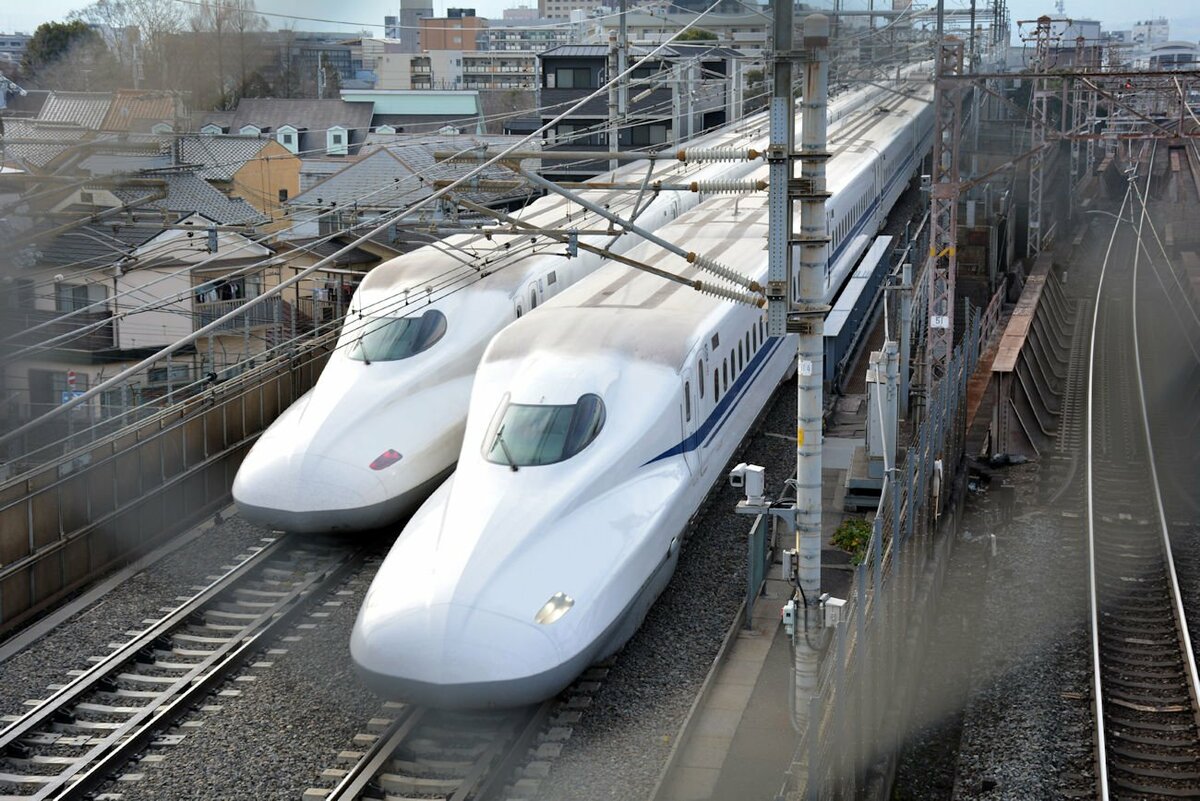 東海道新幹線は19日午後4時ごろから名古屋-新大阪で終日運休　東京-名古屋も本数減