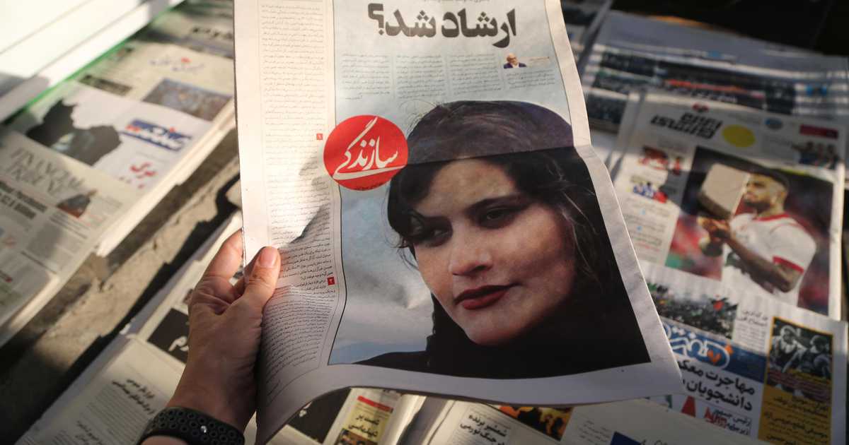 イランで抗議デモ拡大　スカーフ着用めぐり拘束された女性死亡