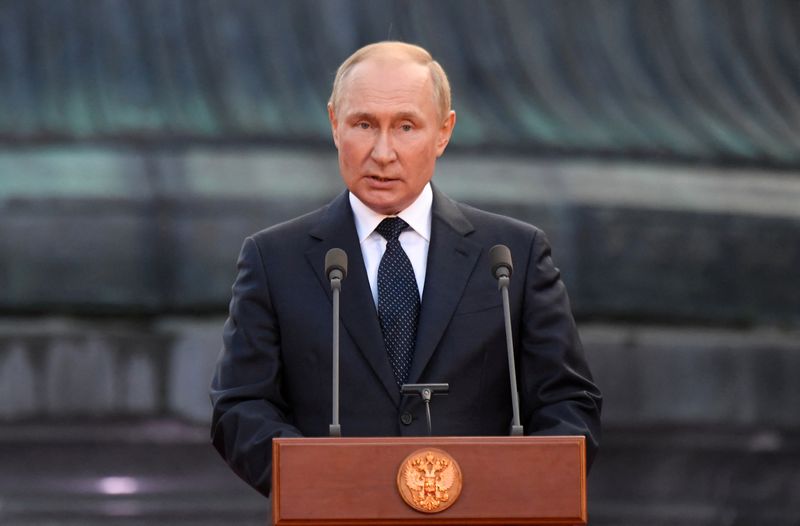 ロシアは「脅迫や威嚇」に屈せず＝プーチン大統領