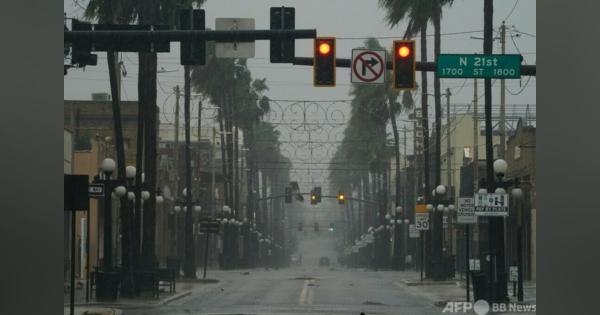 「極めて危険」なハリケーン、米フロリダに上陸 停電100万軒超