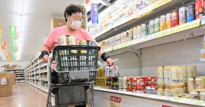 消費者「家計苦しくなる」　10月から食料品など相次ぐ値上げ　福島県内で買い置きの動き