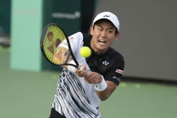 西岡良仁、世界2位破り4強　テニスの韓国オープン