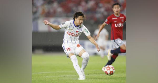 天皇杯、J2甲府と広島が決勝へ　サッカー、J1鹿島敗退