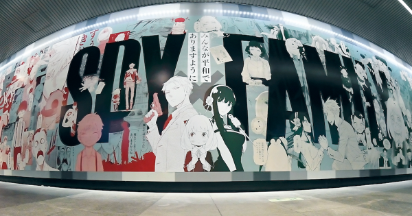 『SPY×FAMILY』10巻発売記念キャンペーン、渋谷に「メガアーニャ」が登場