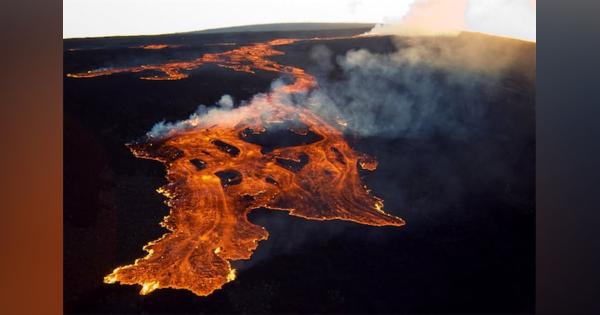 ハワイの巨大火山マウナ・ロアが「不安定」のため頂上を閉鎖