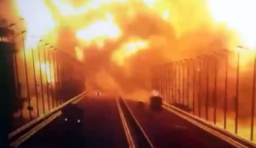 「ウクライナのテロ」と断定　クリミア橋爆発でプーチン大統領