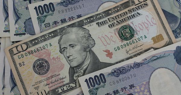 円下落、１４６円台　２４年ぶり安値更新―「介入」水準下回り警戒感・東京市場