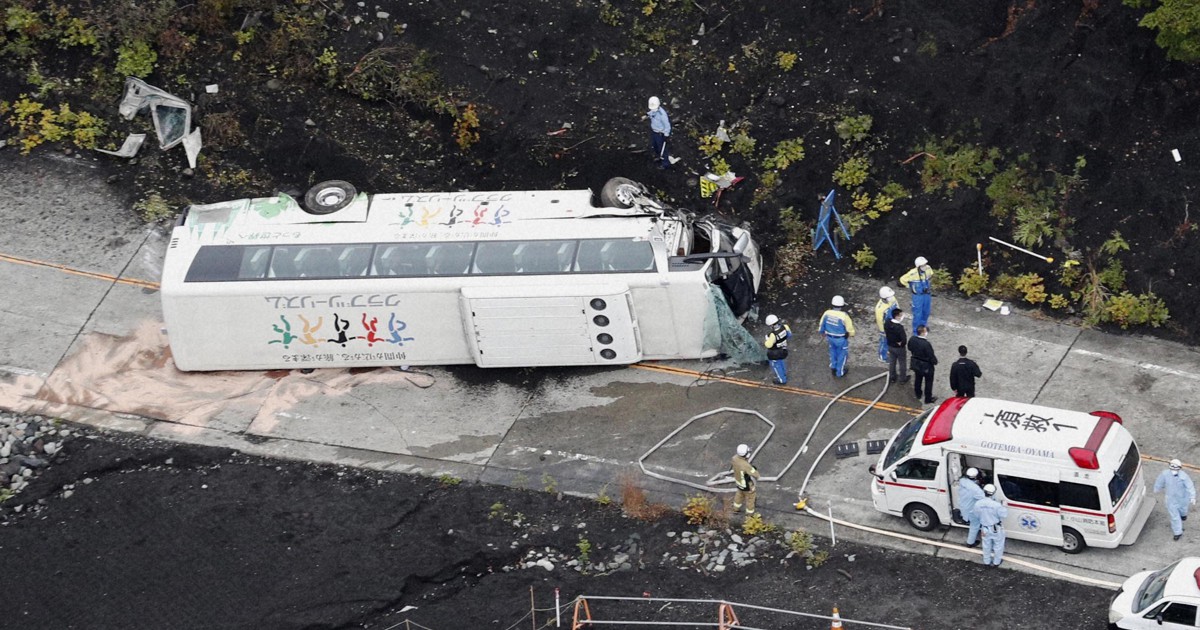静岡・観光バス横転　原因はブレーキのフェード現象か　乗客1人死亡