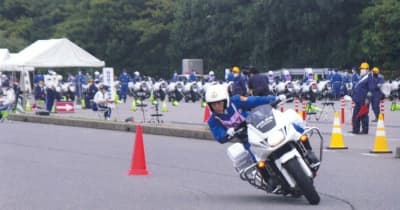 茨城県警の黒崎巡査長　白バイ、女性個人総合V　ひたちなかで大会